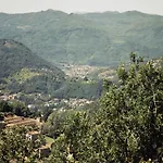 Semesterbostad La Veduta Sleeps 8 With Garden