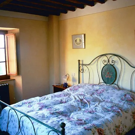 Casa de Férias La Veduta Sleeps 8 With Garden Bagni di Lucca