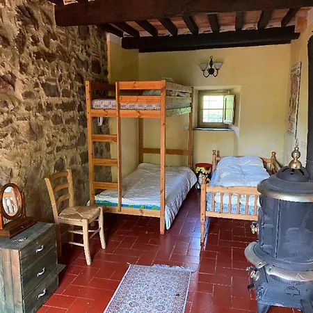 Semesterbostad La Veduta Sleeps 8 With Garden
