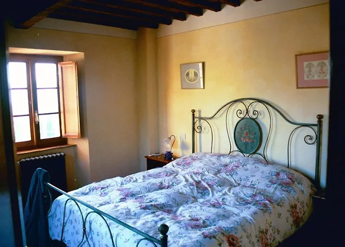 Nyaraló La Veduta Sleeps 8 With Garden Bagni di Lucca