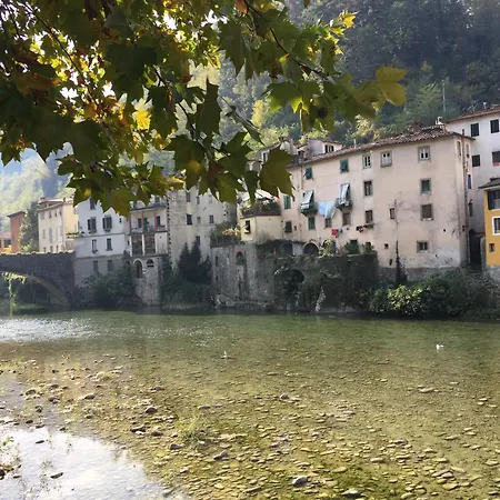 Vakantiehuis La Veduta Sleeps 8 With Garden *