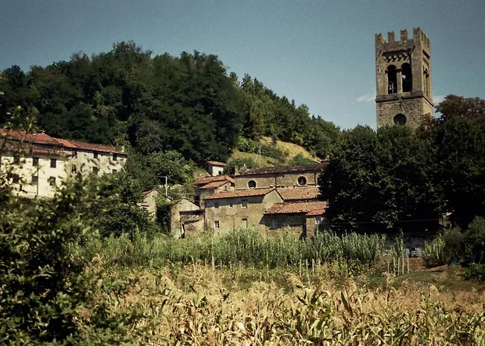 La Veduta Sleeps 8 With Garden Vakantiehuis