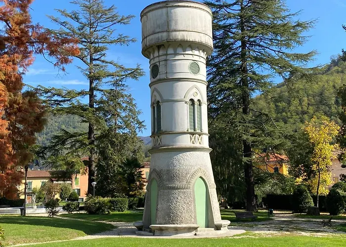 La Veduta Sleeps 8 With Garden * Bagni di Lucca