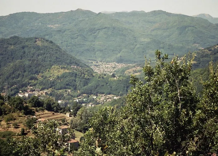 Vakantiehuis La Veduta Sleeps 8 With Garden